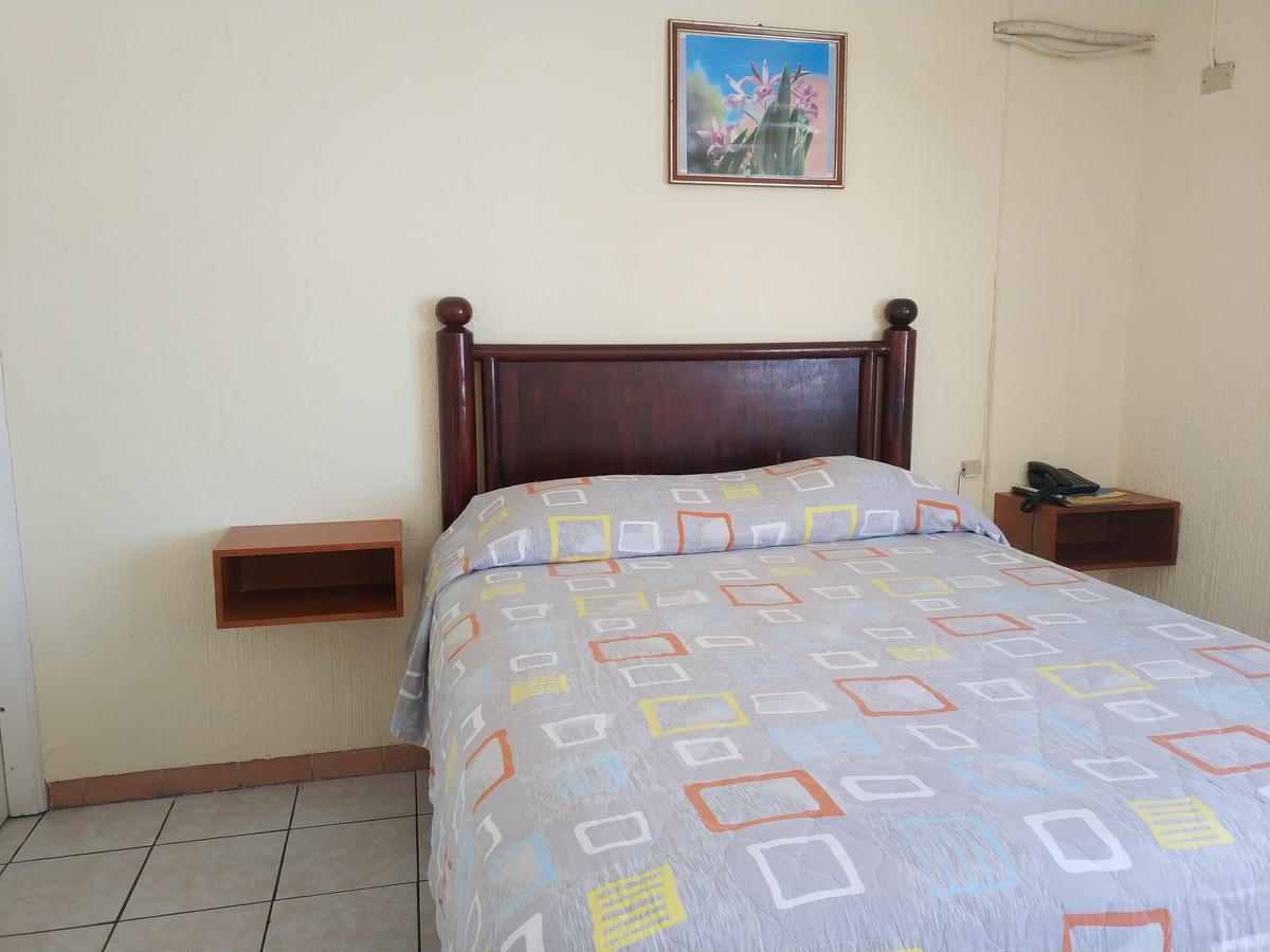 Hotel Pekin La Paz Ngoại thất bức ảnh